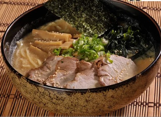 lamen kazu restaurante na liberdade
