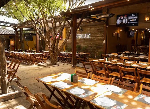 quintal do espeto - bar com música ao vivo na vila madalena